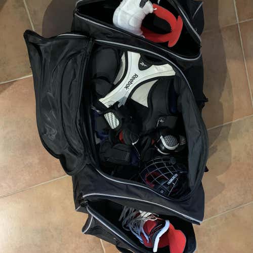 Used Hockey Giant Player Bag - Large