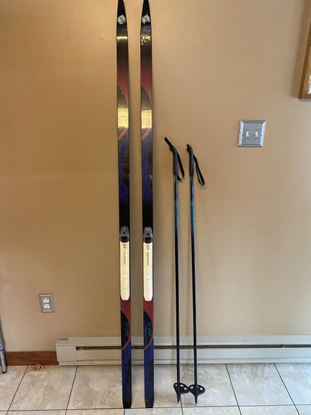 Used Women's Salomon Cross Country Skis