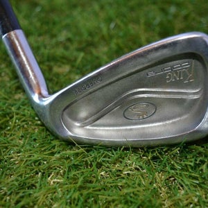 King Cobra	Oversize 	8 Iron 	Right Handed 	36.5"	Graphite 	Firm 	New Grip