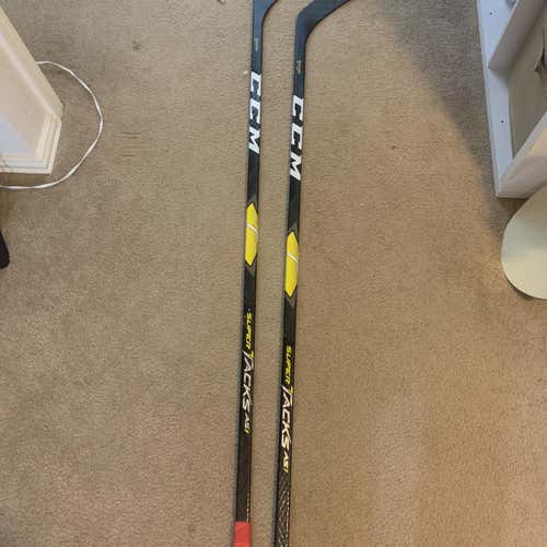 Senior Right Handed Super Tacks AS1 Toe Pattern Pro Stock Hockey Stick