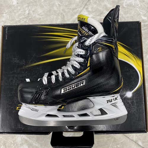 New Bauer Supreme 2S Hockey Skates Size 7D