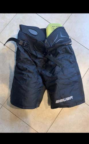 Black Senior Large Bauer S190 Hockey Pants