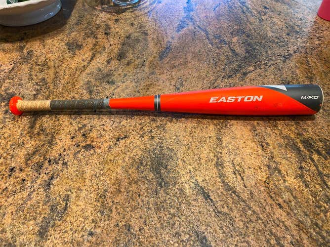 Kid Pitch (9YO-13YO) 2014 Composite Mako (-12) 16 oz 28" Bat