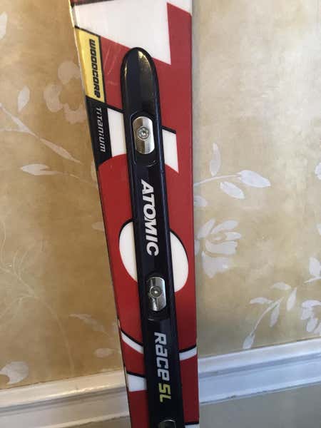 Atomic Race D2 SL 2011 165cm skis | SidelineSwap | Buy and