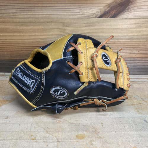 Robinson Cano Spalding Game Model 11.5