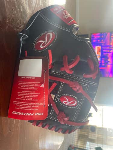 New Right Hand Throw Pro Preferred 11.75" Baseball Glove