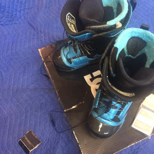 Men's Size Men's 10.5 (W 11.5) Ride Insano Medium Flex Snowboard Boots