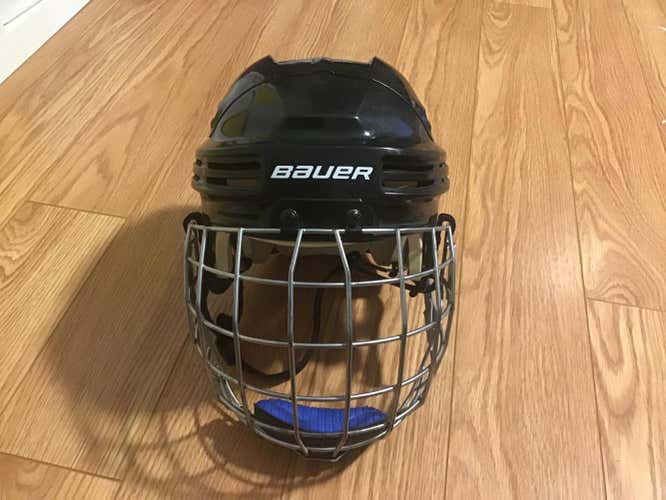 Black Used Large Bauer 4500 Helmet