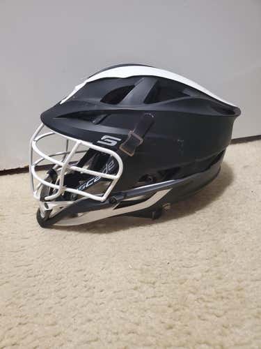 Matte Black Used Youth Player's Cascade S Helmet size M/L