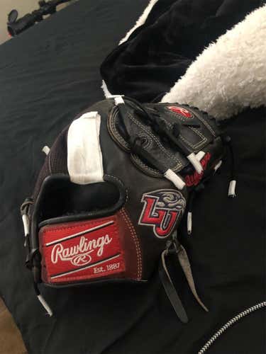 Black Adult Pitcher's Heart of the Hide 12" Baseball Glove