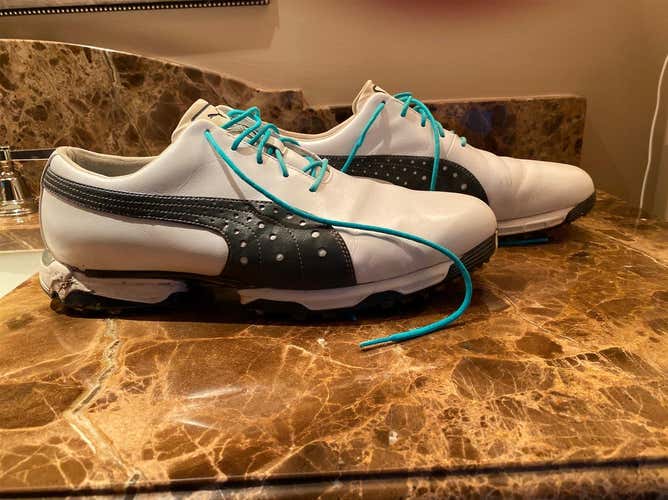 White Men's Size 13 (Women's 14) Puma Golf Shoes