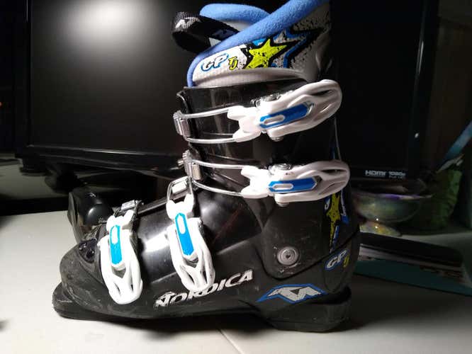 Used Nordica GPTJ Ski Boots - 21.5 Mondo