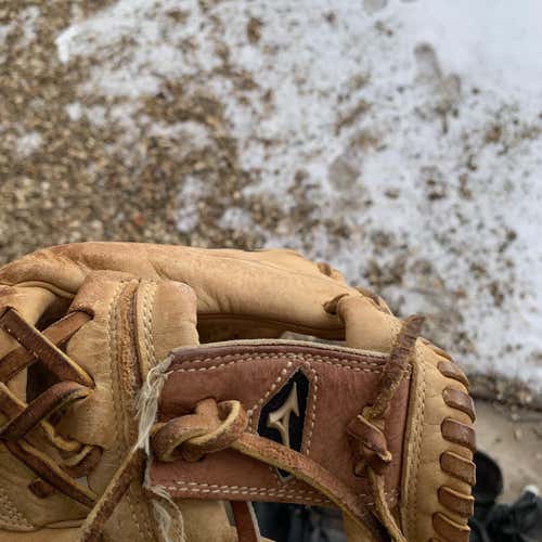Yellow High School/College Infield Global Elite 11.5" Baseball Glove