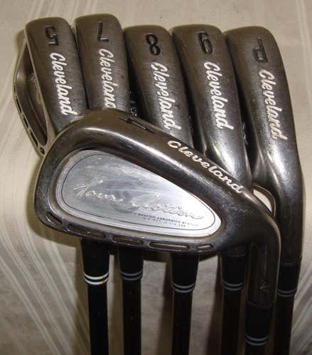 Cleveland Tour Action TA7 Iron 4-5-7-8-9-P Regular Flex Graphite Right Handed