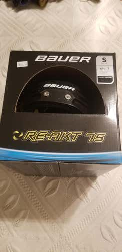 Black Used Small Bauer Re-Akt 75 Helmet