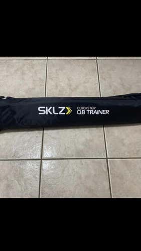 New Sklz Quickster QB Traine