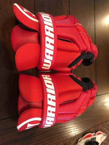 Red Used Player's Warrior Burn 10" Lacrosse Gloves