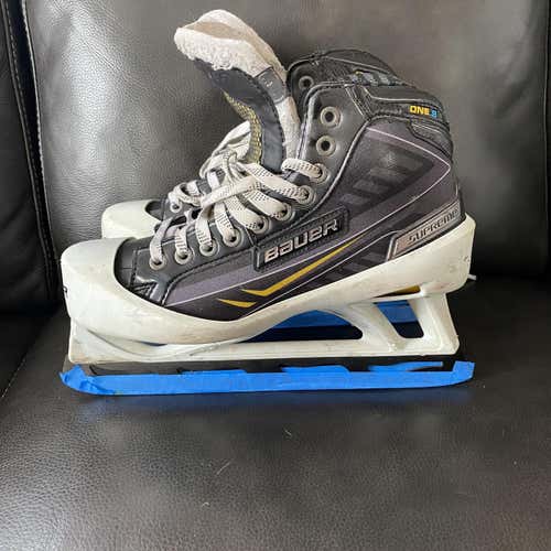 Senior Bauer Supreme One.9 Regular Width  Size 9.5 Hockey Goalie Skates