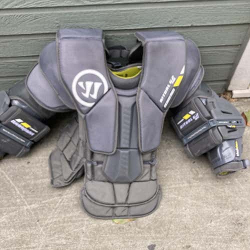 Senior Medium Warrior Ritual G2  Chest and Arm Protector Goalie Chest Protector