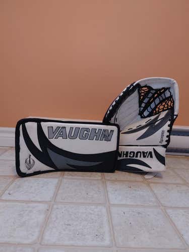 Used Senior Vaughn Full Right Velocity 7400