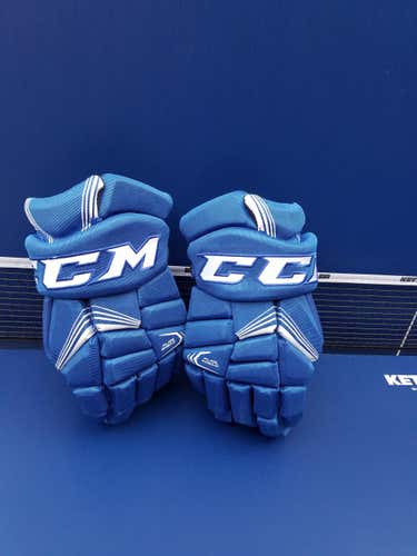 Nearly New Blue Used Senior CCM Tacks 7092 Gloves 14"