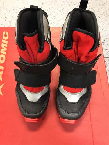 Classic Size 4.0 Used Fischer SNS Profil Cross Country Ski Boots
