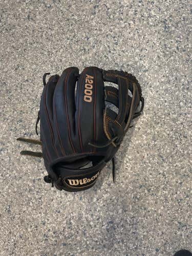 Used Infield A2000 11.5" Baseball Glove