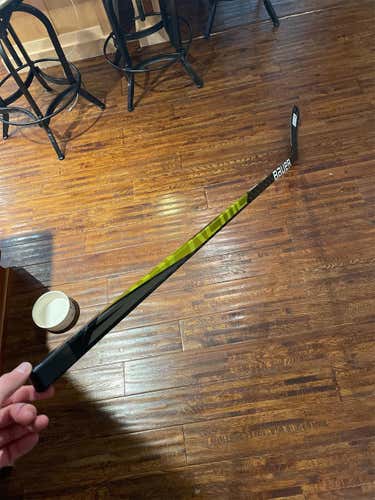 New Left Hand Supreme 3s pro Hockey Stick