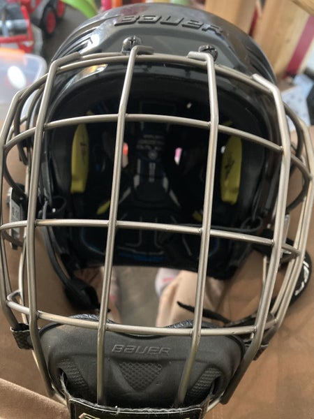 Used Senior Medium Bauer Re-Akt Cage Full Cage Titanium