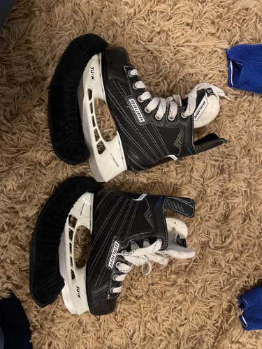 Youth Bauer Nexus 4000 Size 13 Hockey Skates