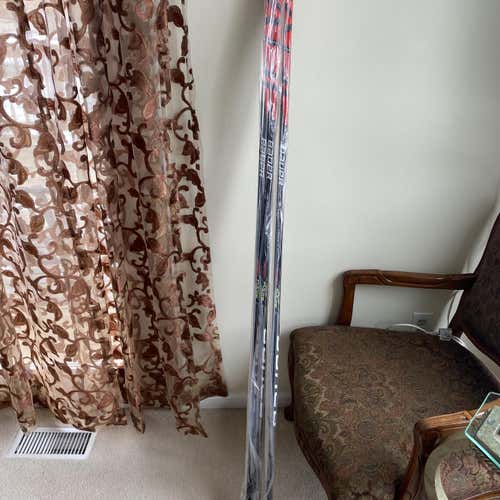 New Right Handed Fly Lite Hockey Stick