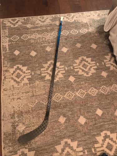 Senior Right Handed Nexus 3N Mid Pattern  Hockey Stick