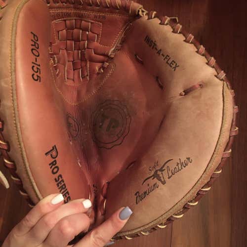 Adult Right Hand Throw PRO 155  Catcher's Glove