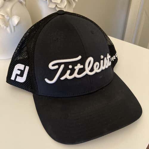 Black Adult One Size Fits All Titleist Hat