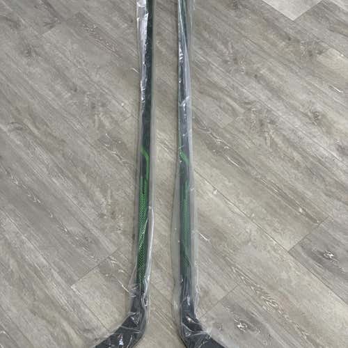 Senior Left Hand Supreme ADV Mid Pattern  Hockey Stick