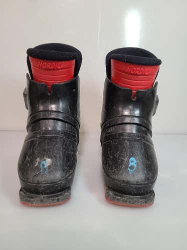 Nordica Used Kid's Size 8.0 Ski Boots