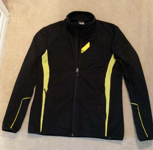 Head Word Cup Rebels Race Midlayer