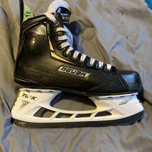Senior Bauer Supreme Comp Extra Wide Width Size 8 Hockey Skates