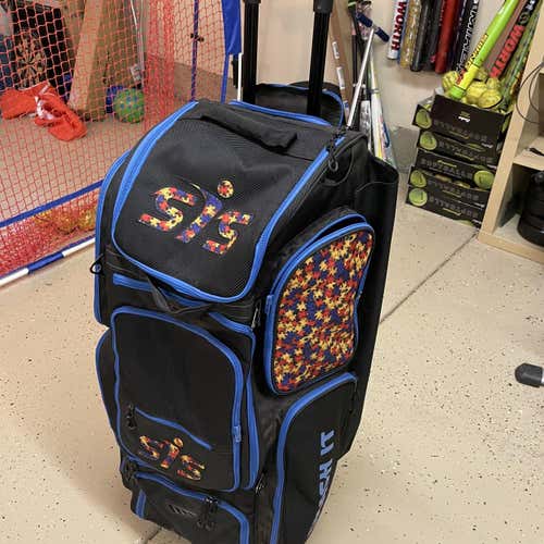 Black Used Other Bat Bag