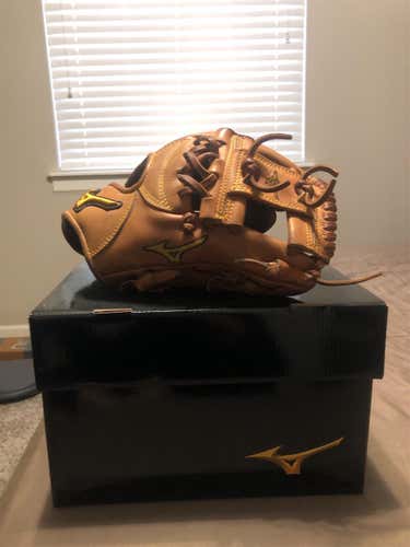 Brown High School/College Infield Pro Limited Edition 10.5" Baseball Glove
