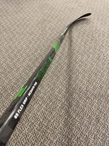 Senior Left Hand RibCor Trigger 4 PRO P28 85 Flex Hockey Stick