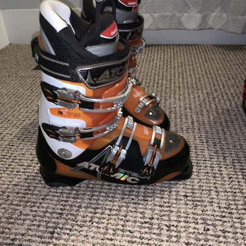 Used Atomic Ski Boots