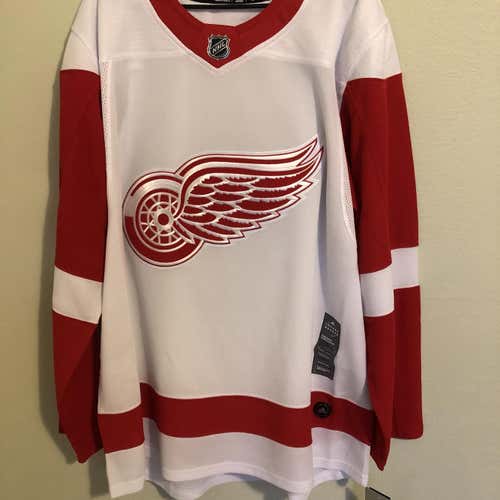 Adidas NHL Detroit Red Wings Authentic Away Hockey Jersey Size 56
