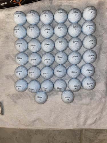 (38)White Used Titleist Pro V1 Balls