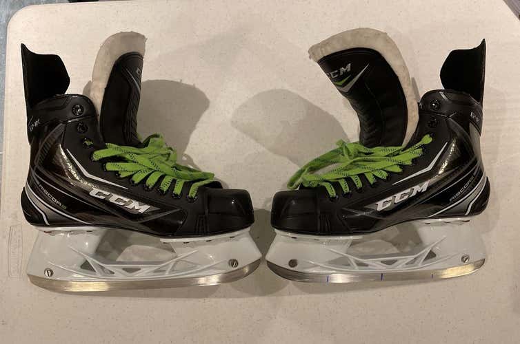 Senior CCM RibCor 64K Extra Wide Width Size 10 Hockey Skates