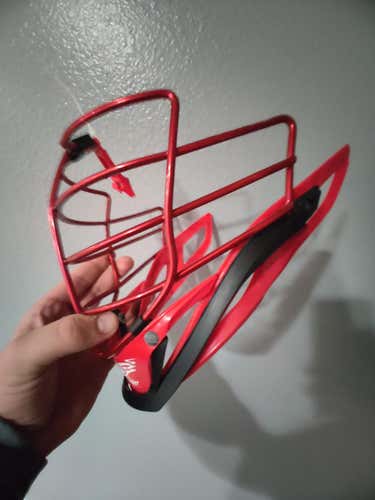 Cascade S red face mask/ chin