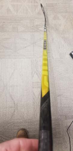 New Senior Bauer Right Hand Supreme 3s pro Hockey Stick P88 Pattern, 77 flex, lie 6