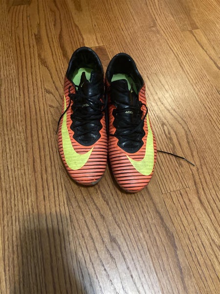 Mercurial Vapor 11 Size 10