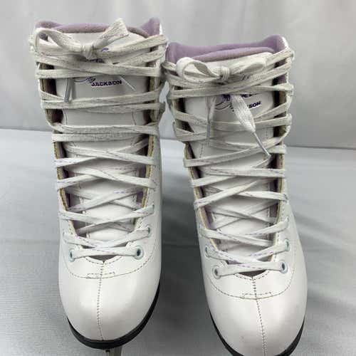 Jackson Ultima Girls Size 3 Figure Skates Used