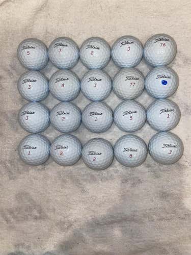 (20)White Used Titleist Pro V1x Balls